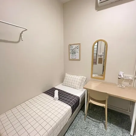 Myroom @ Mandalay Georgetown, Off Jln Burma, Gurney Drive Exterior photo