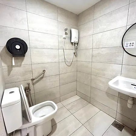 Myroom @ Mandalay Georgetown, Off Jln Burma, Gurney Drive Exterior photo