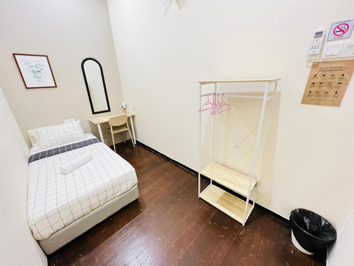 Homestay Myroom @ Mandalay Georgetown, Off Jln Burma, Gurney Drive *